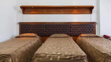 هتل پارک شیراز - اتاق 3 تخته (3 تخت 1 نفره)