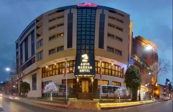 هتل آریو برزن شیراز - نمای بیرونی