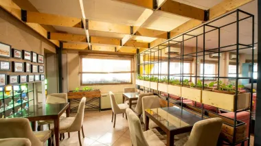 هتل رودکی شیراز - کافی شاپ