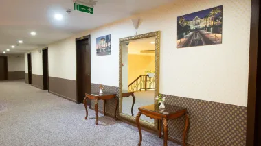 هتل بین الحرمین شیراز - راهرو