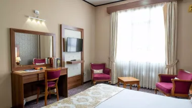 هتل بین الحرمین شیراز - اتاق 2 تخته (1 تخت 2 نفره)