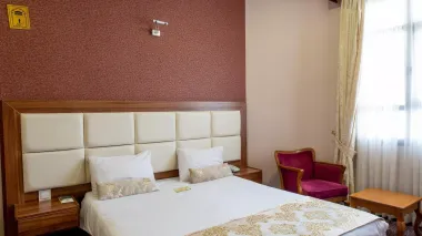 هتل بین الحرمین شیراز - اتاق 2 تخته (1 تخت 2 نفره)