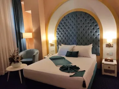 هتل امپراطور مشهد - اتاق 2 تخته (1 تخت 2 نفره)