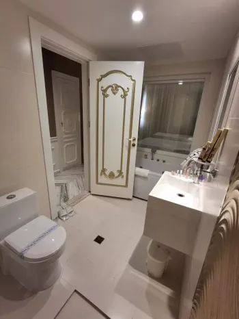 هتل امپراطور مشهد - سرویس بهداشتی و حمام