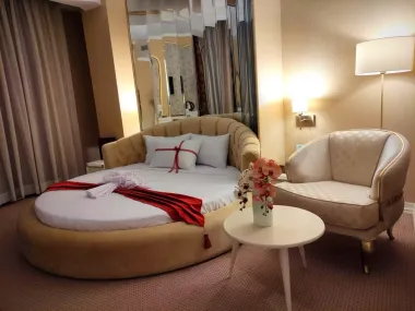 هتل امپراطور مشهد - اتاق 2 تخته (1 تخت 2 نفره)