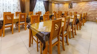 هتل نصیرالملک شیراز - رستوران