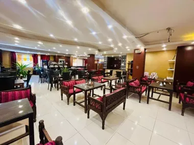 هتل آپارتمان آرین شیراز - رستوران