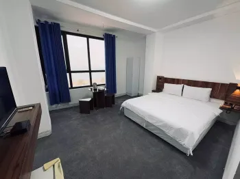 هتل آزادی قشم - اتاق 2 تخته (1 تخت 2 نفره)