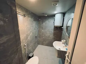 هتل آزادی قشم - سرویس بهداشتی 