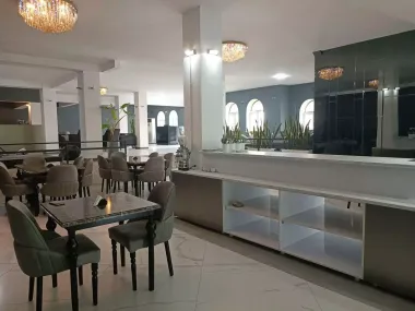 هتل رز رامسر - کافی شاپ