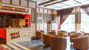 هتل بهشت قشم - کافی شاپ