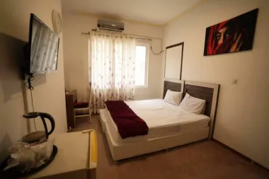هتل بهشت قشم - اتاق 2 تخته (1 تخت 2 نفره)