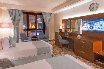 هتل قصرالضیافه مشهد - نمای اتاق 