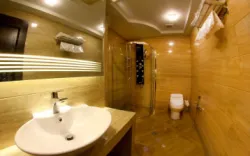 هتل بین المللی کوثر ناب مشهد - سرویس بهداشتی و حمام