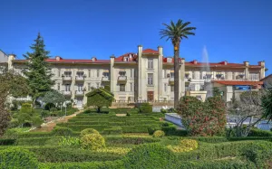 هتل پارسیان رامسر - نمای بیرونی 