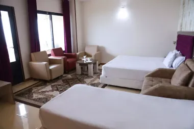 هتل لیدو رامسر - اتاق 3 تخته (1 تخت 2 نفره 1 تخت 1 نفره)