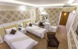 هتل ثامن مشهد - اتاق 2 تخته (2 تخت 1 نفره)