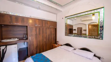 هتل سنتی طلوع خورشید اصفهان - اتاق 2 تخته (1 تخت 2 نفره)