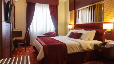 هتل الماس یک مشهد - اتاق 2 تخته (1 تخت 2 نفره)