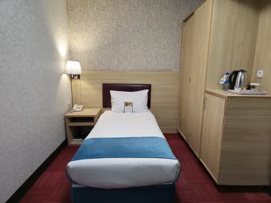 هتل پارسیان کوثر تهران - اتاق 1 تخته (1 تخت 1 نفره)