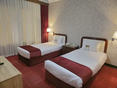 هتل پارسیان کوثر تهران - اتاق 2 تخته (2 تخت 1 نفره)