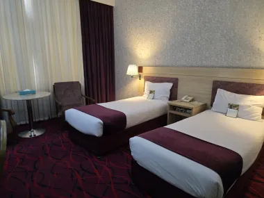 هتل پارسیان کوثر تهران - اتاق 2 تخته (2 تخت 1 نفره)