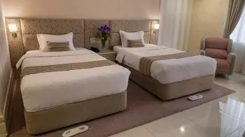 هتل سیمرغ تهران - اتاق 2 تخته (2 تخت 1 نفره)