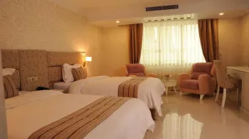 هتل سیمرغ تهران - اتاق 2 تخته (2 تخت 1 نفره)