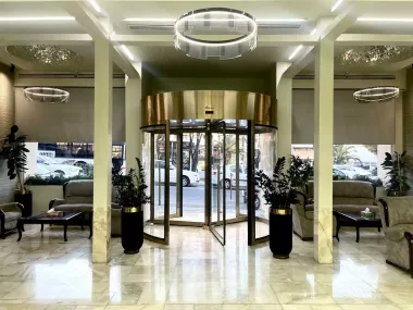 هتل مروارید تهران - لابی