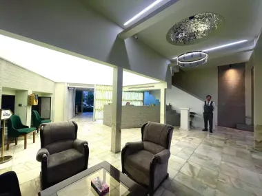 هتل مروارید تهران - لابی