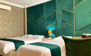 هتل اورین تهران - اتاق 3 تخته (1 تخت 2 نفره 1 تخت 1 نفره)