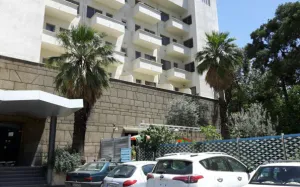 هتل نادری نو تهران - نمای بیرونی 