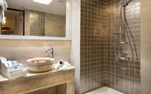 هتل بین المللی قصر مشهد - حمام