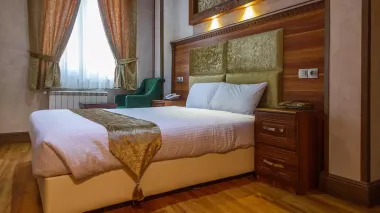 هتل شهریار تهران - اتاق 2 تخته (1 تخت 2 نفره)