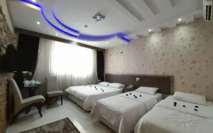 هتل گل گندم مشهد - اتاق 4 تخته (1 تخت 2 نفره و 2 تخت 1 نفره)