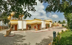 هتل توریست توس مشهد - نمای بیرونی 