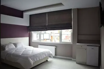 هتل روما تهران - اتاق 2 تخته (1 تخت 2 نفره)