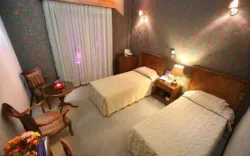 هتل ارم تهران - اتاق 2 تخته (2 تخت 1 نفره)