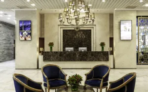 هتل انقلاب تهران - لابی