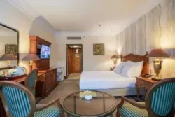 هتل بین المللی پارسیان استقلال تهران - اتاق 2 تخته (1 تخت 2 نفره)