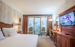 هتل بین المللی پارسیان استقلال تهران - اتاق 2 تخته (1 تخت 2 نفره)