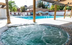 هتل بلوط تهران - مجموعه آبی