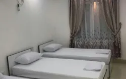 مجتمع اقامتی امپراطور قشم - اتاق 3 تخته (3 تخت 1 نفره)