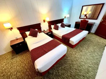 هتل پارمیدا کیش - اتاق 3 تخته (1 تخت 2 نفره 1 تخت 1 نفره)