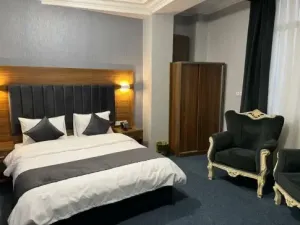 هتل کارا قشم - اتاق 2 تخته (1 تخت 2 نفره)