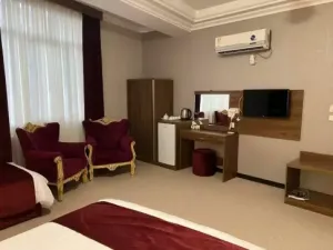 هتل کارا قشم - اتاق 2 تخته (1 تخت 2 نفره)