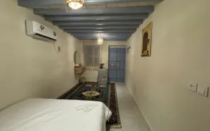 اقامتگاه بومگردی گل ابریشم قشم - نمای اتاق 