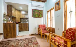 اقامتگاه بومگردی آنا شیراز - نمای اتاق 