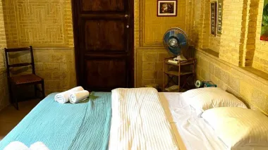 اقامتگاه بومگردی خانه شیراز - اتاق 2 تخته (1 تخت 2 نفره)