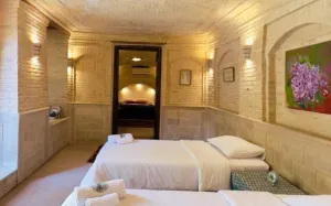 اقامتگاه بومگردی خانه شیراز - نمای اتاق